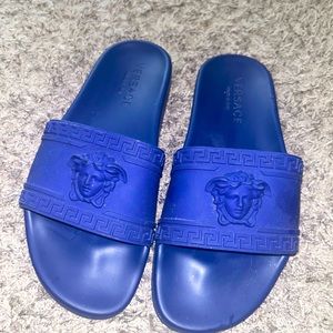 Men’s size 9 Versace slides gently worn